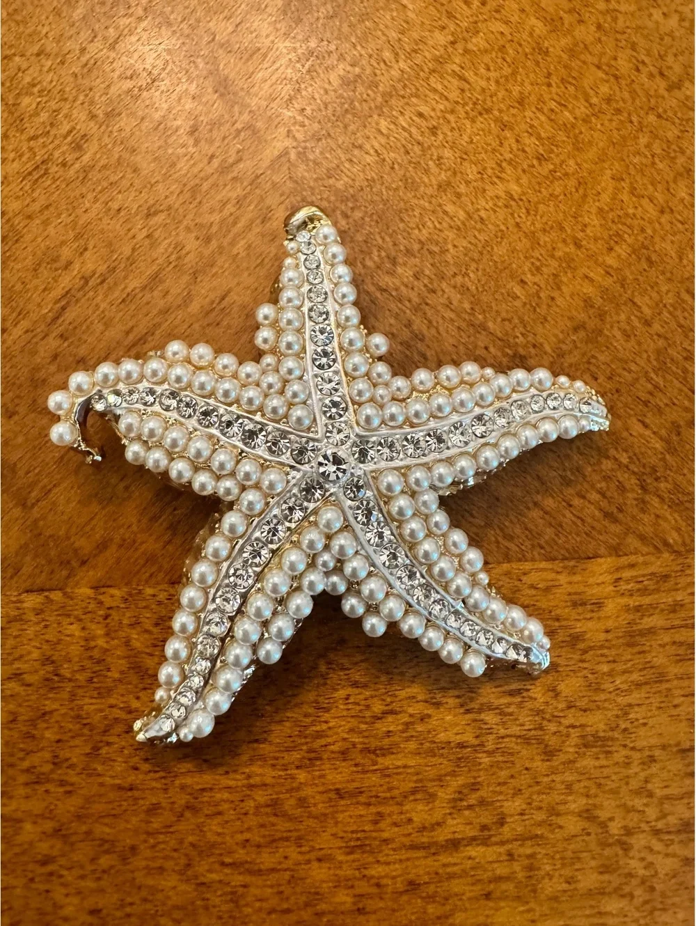 Starfish Brooch with Pearls and Rhinestones 311